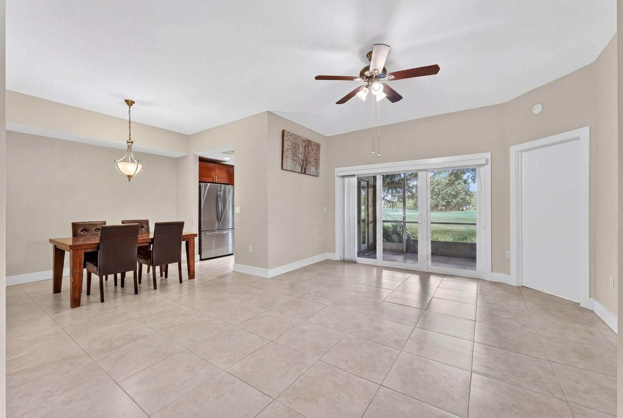 CALIFORNIA COURTS CONDO - Residential