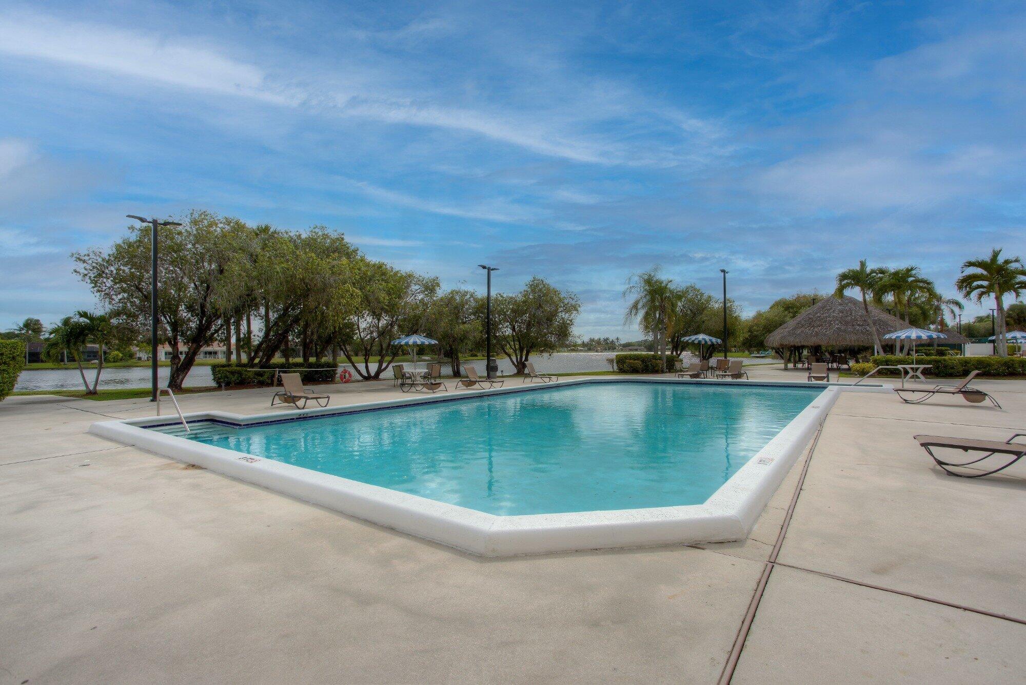 CALIFORNIA COURTS CONDO - Residential