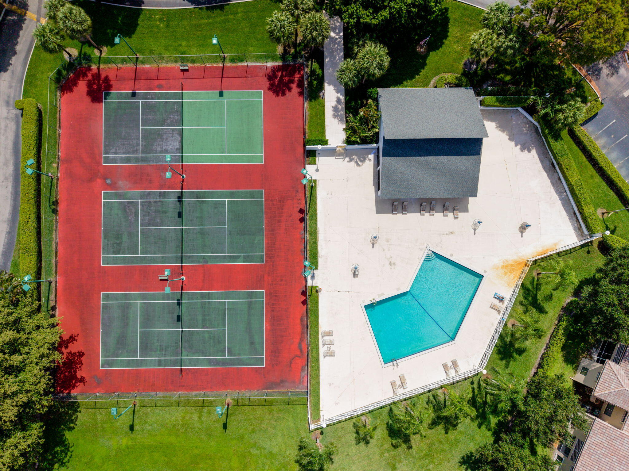CALIFORNIA COURTS CONDO - Residential