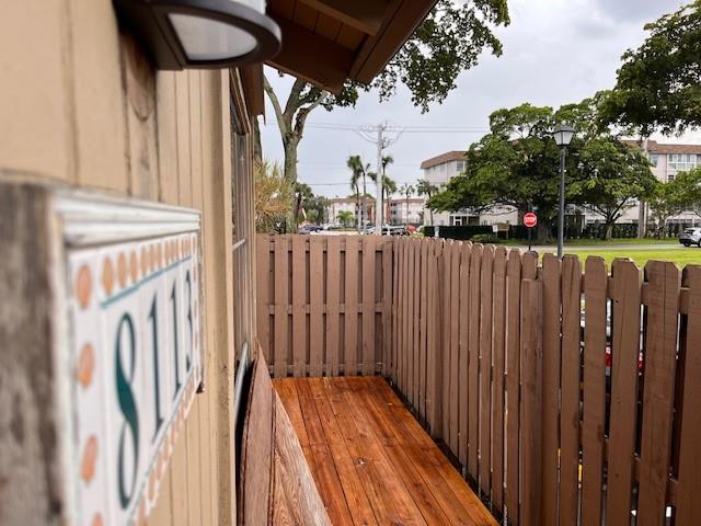 8113 SW 24th St 8113, Davie, FL, 33324/$309,000 4 8113 SW 24th St 8113