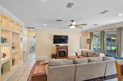 The Isles Add 151-48 B - Residential