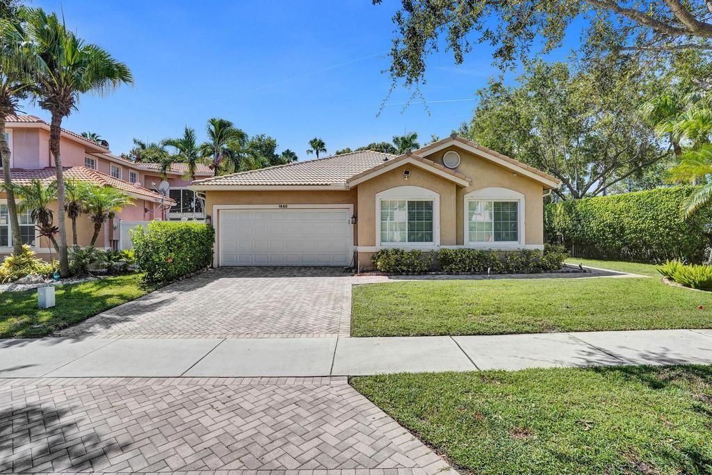 1660 W Classical Blvd