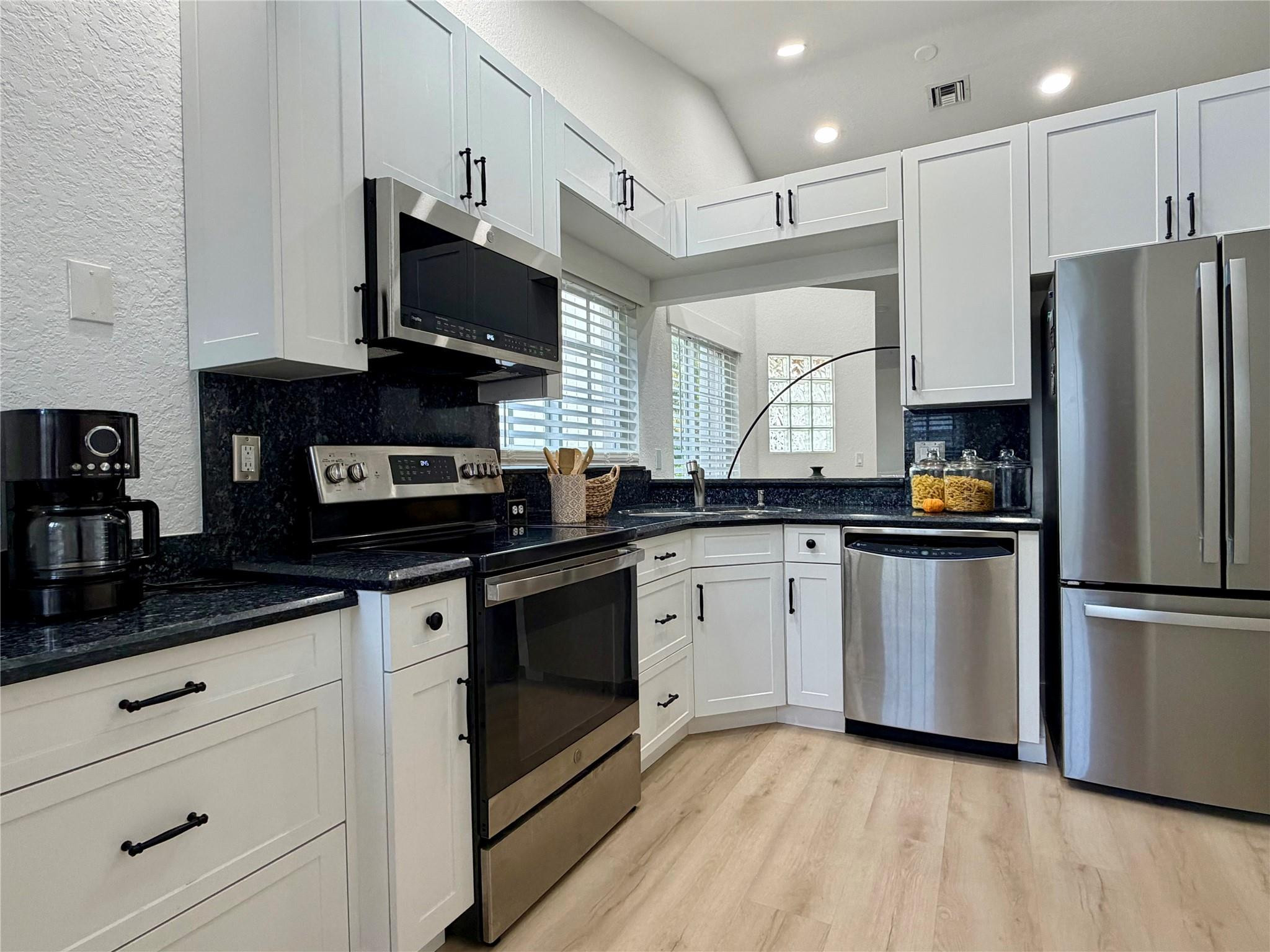 PANACHE AT BOCA POINTE CO - Residential