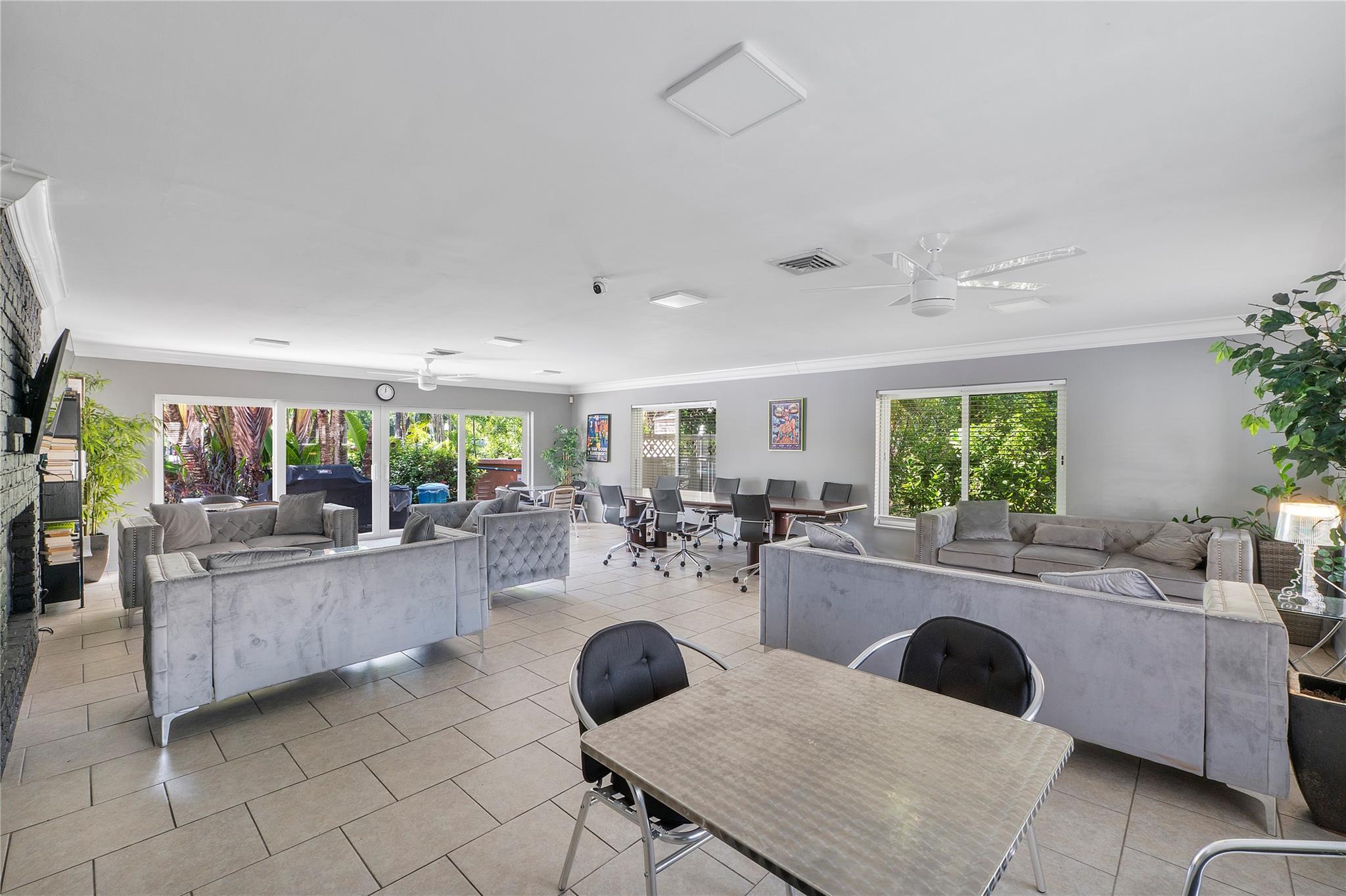MANOR GROVE II - Residential