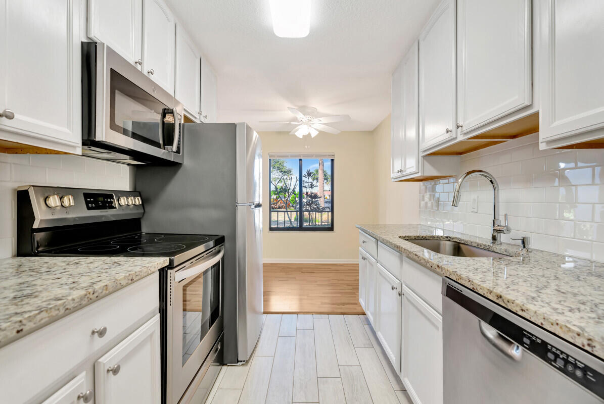 PINES OF JUPITER/TEQUESTA CONDO - Residential