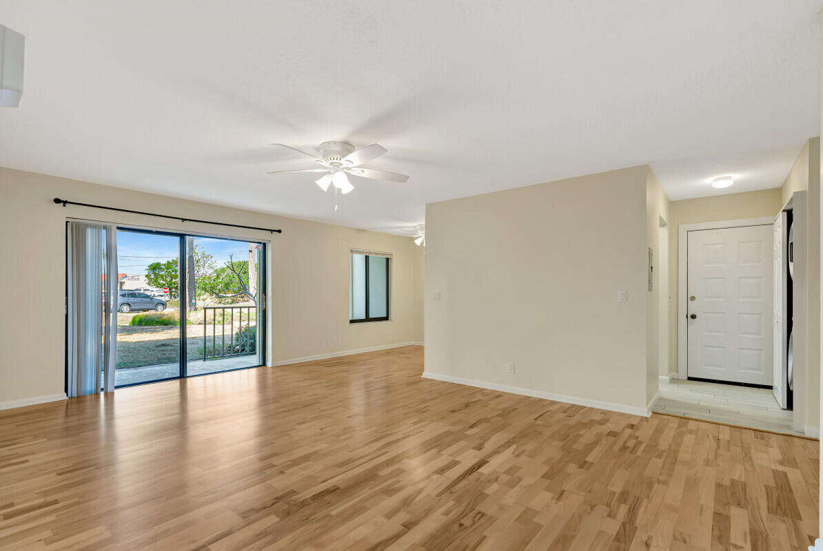 PINES OF JUPITER/TEQUESTA CONDO - Residential