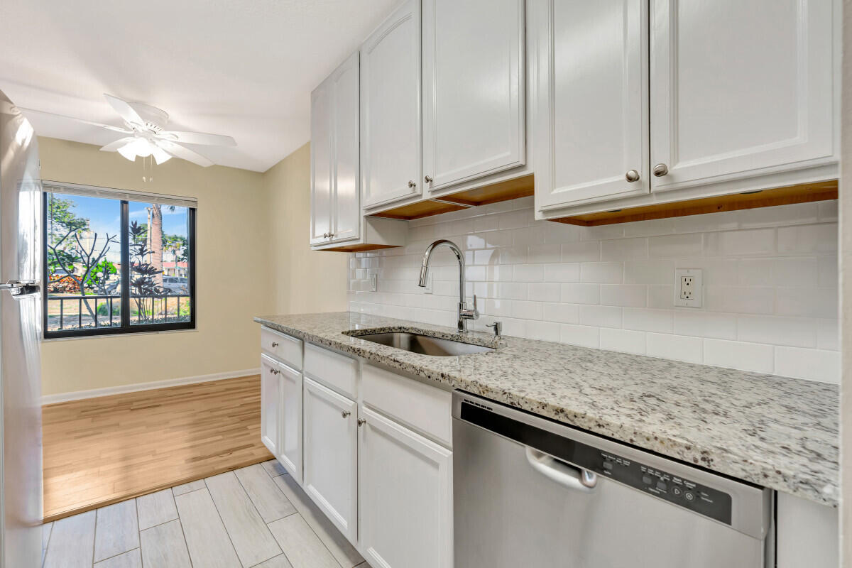 PINES OF JUPITER/TEQUESTA CONDO - Residential