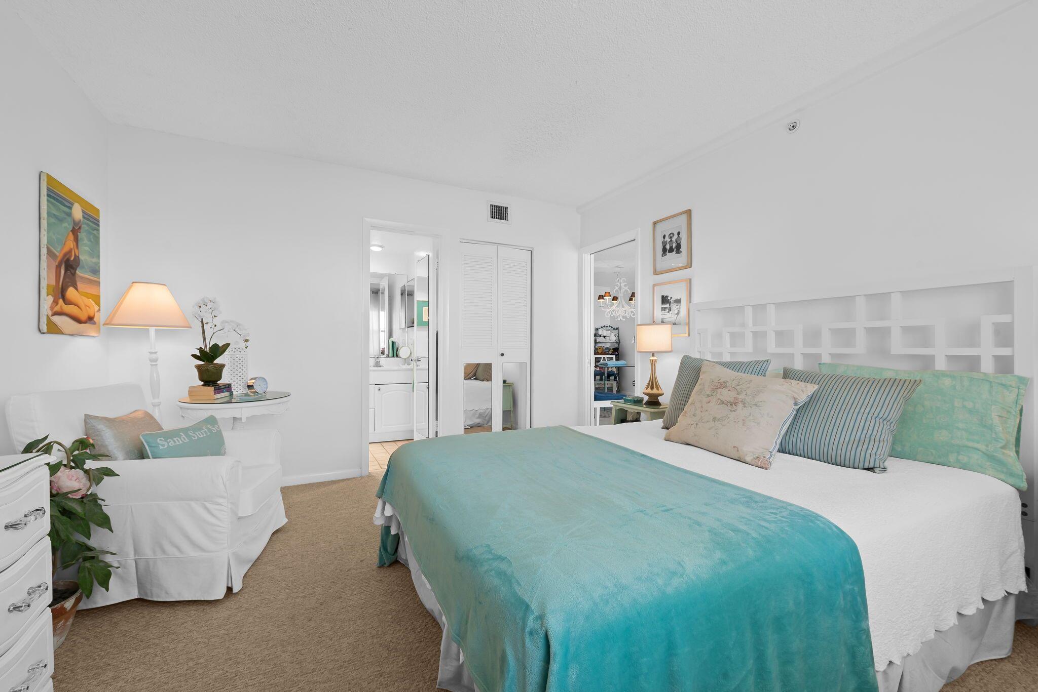 PENTHOUSE TOWERS CONDO - Residential Lease