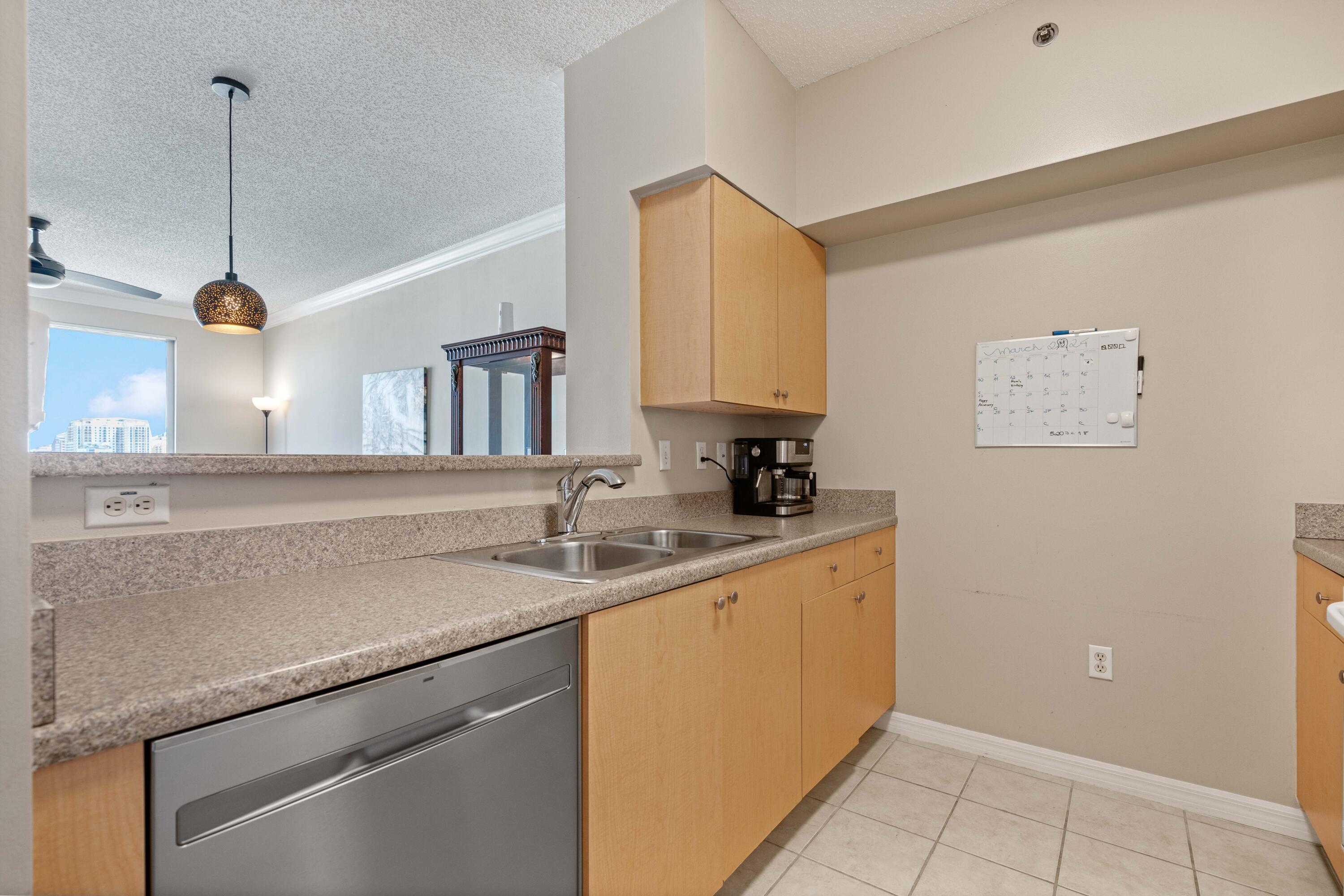 MONTECITO PALM BEACH CONDO - Residential