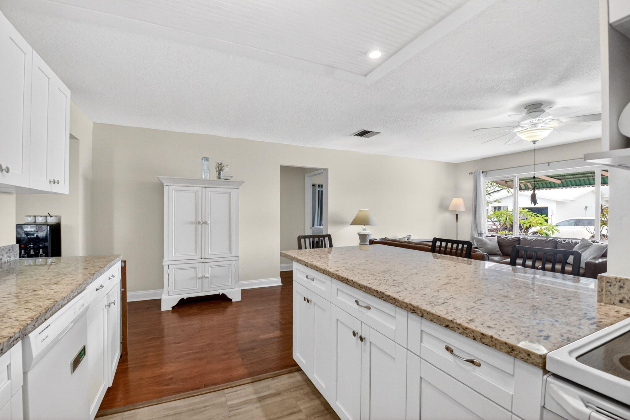 PALM BEACH LEISUREVILLE SEC 2 - Residential