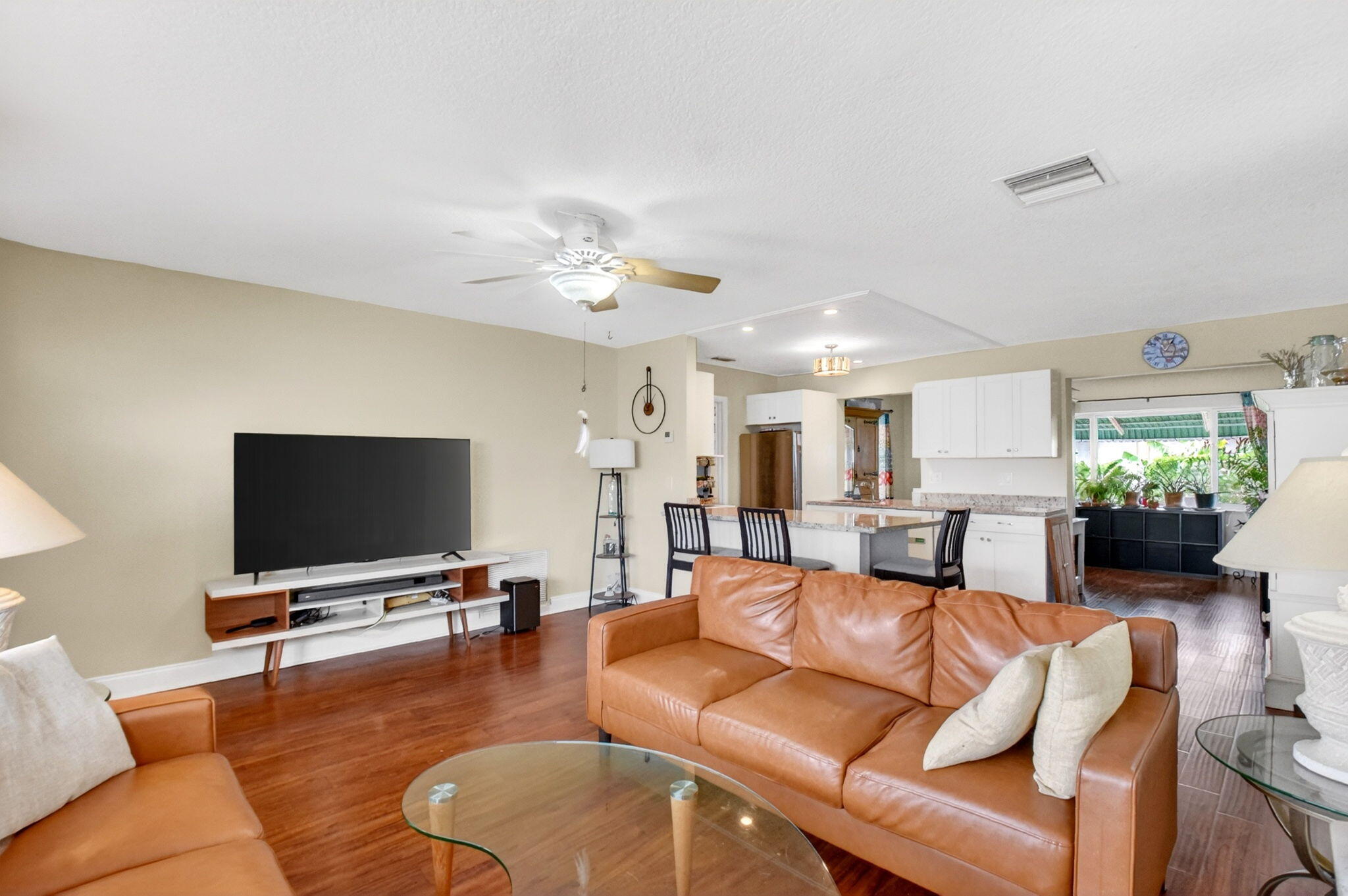 PALM BEACH LEISUREVILLE SEC 2 - Residential