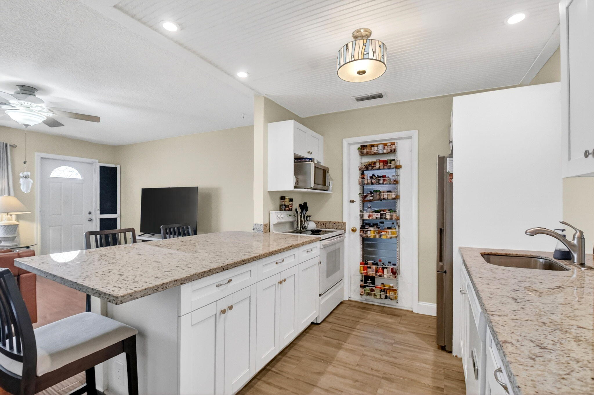 PALM BEACH LEISUREVILLE SEC 2 - Residential