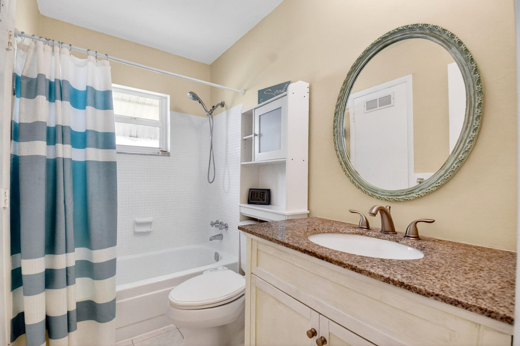 PALM BEACH LEISUREVILLE SEC 2 - Residential