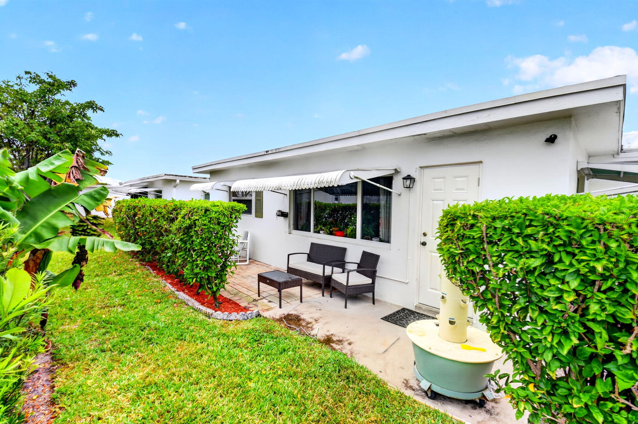 PALM BEACH LEISUREVILLE SEC 2 - Residential