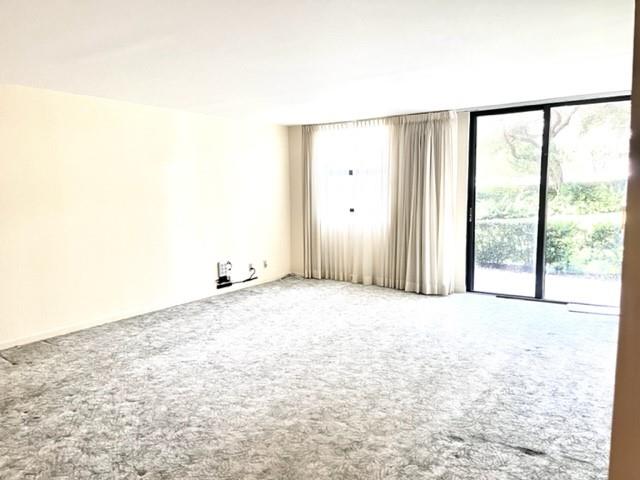 Voyager Condo - Residential