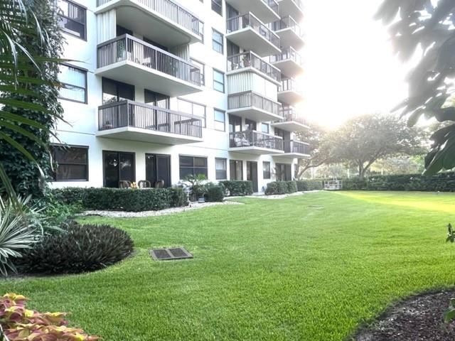 Voyager Condo - Residential
