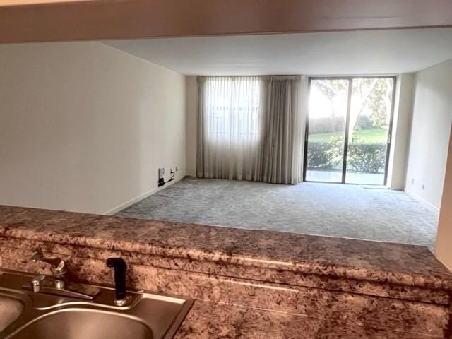 Voyager Condo - Residential