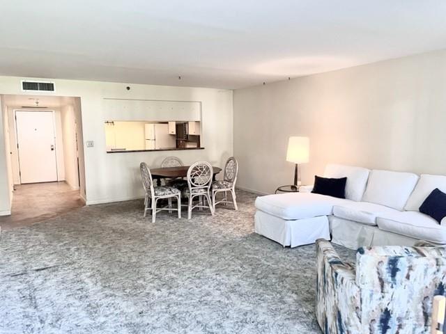 Voyager Condo - Residential