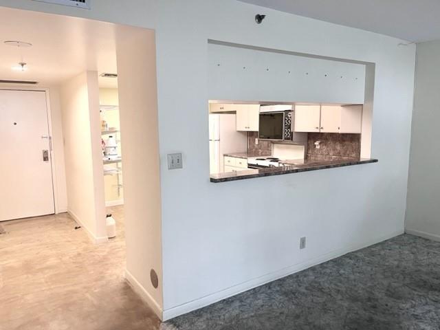 Voyager Condo - Residential