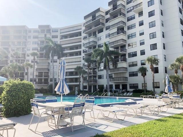Voyager Condo - Residential