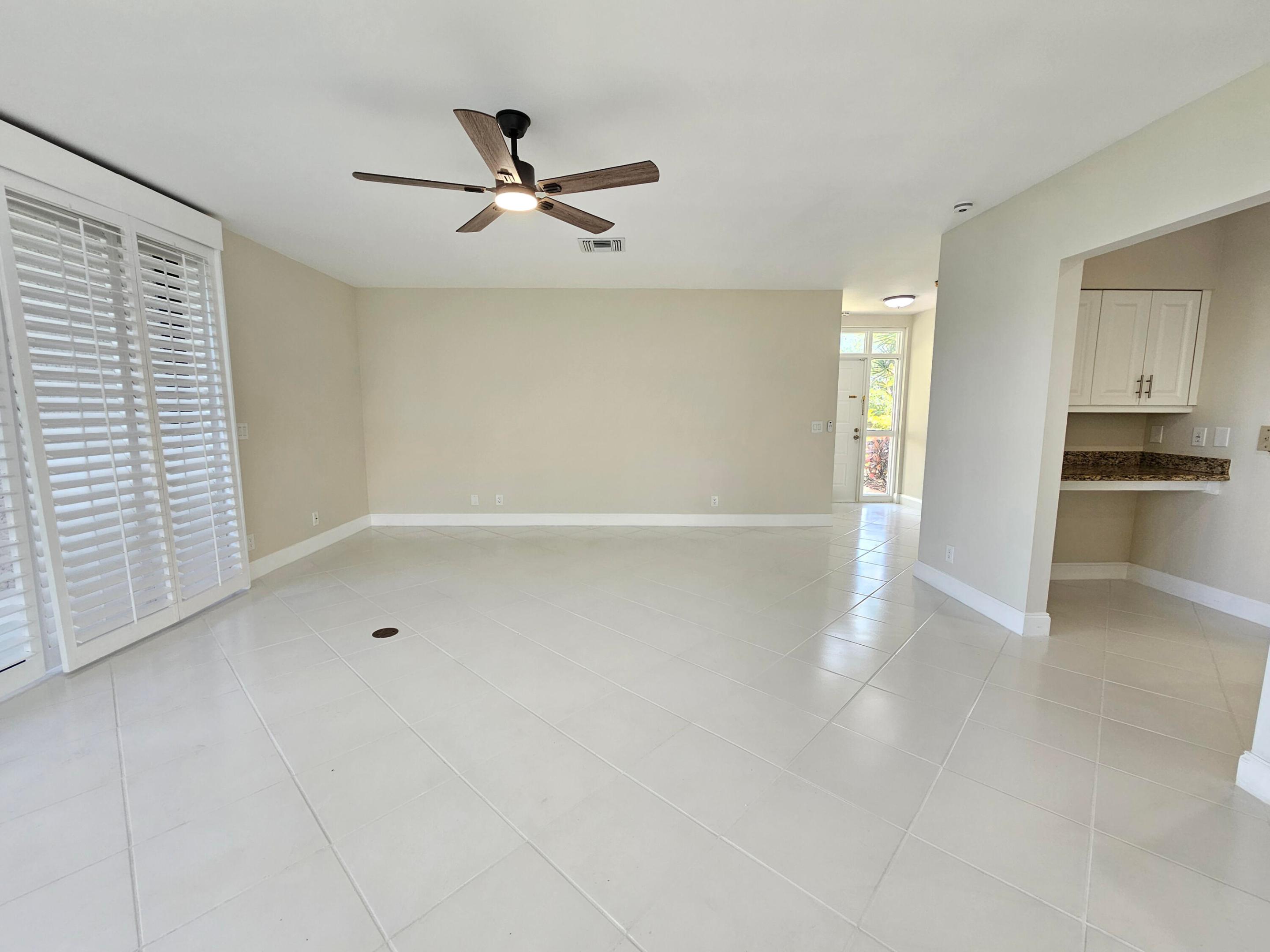 SABAL LAKE WEST OF BOCA WEST CONDO - Residential