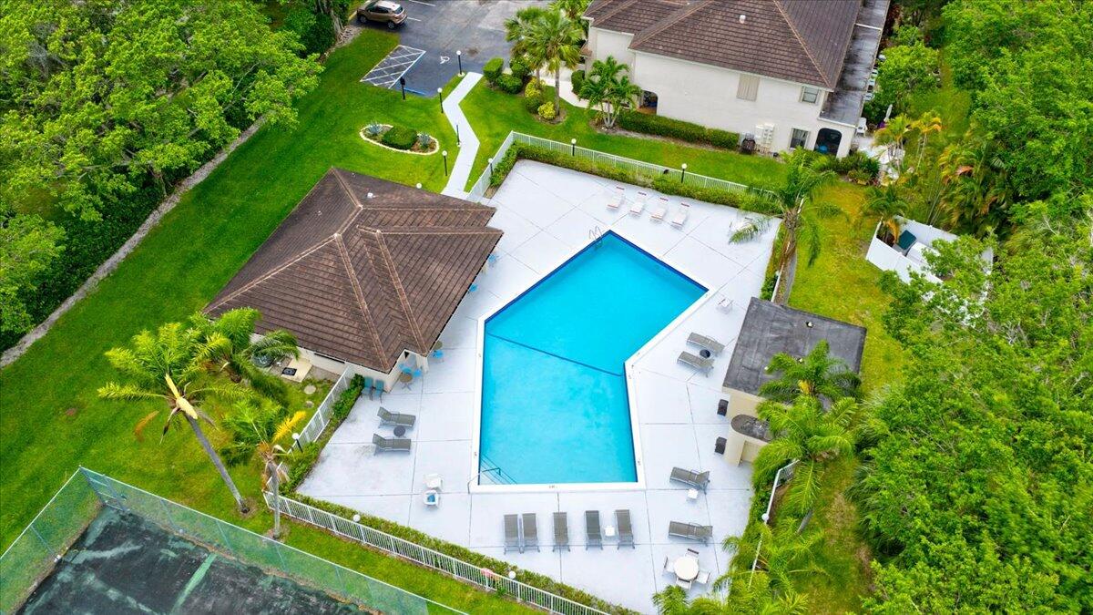 WINDSONG AT BOCA DEL MAR CONDO - Residential