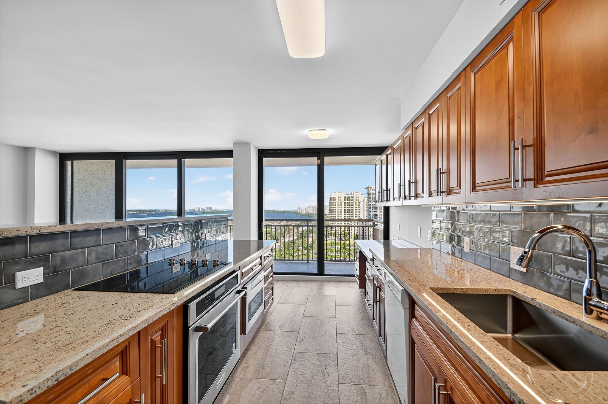 OCEANTREE CONDO - Residential