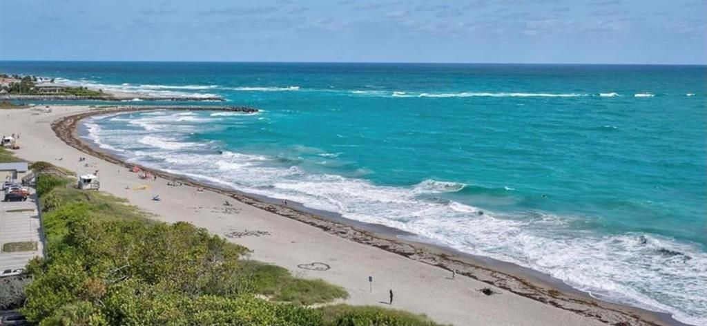 Photo of 400 Ocean Trail Way #1010, Jupiter, FL 33477 (MLS # R10694135)