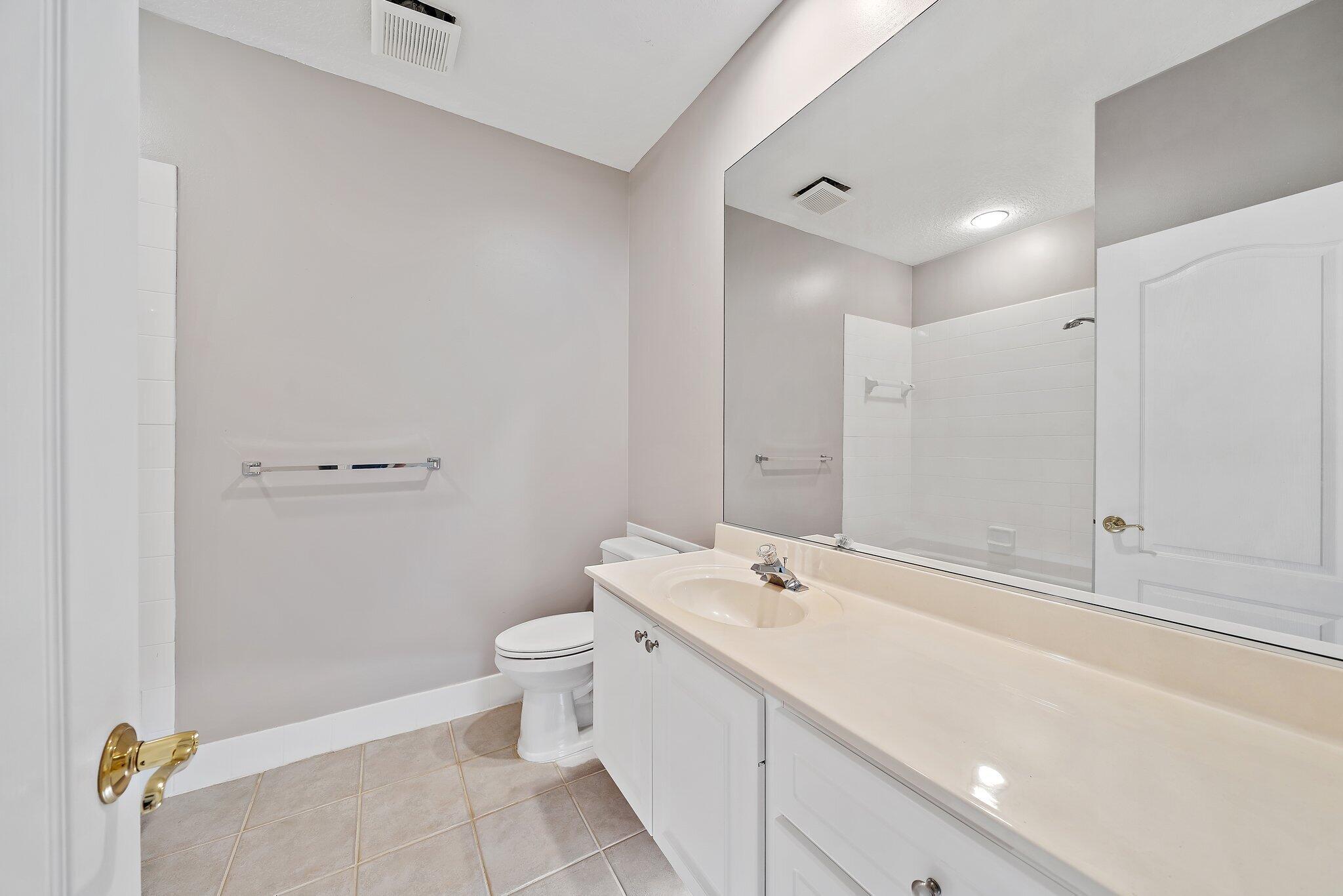 CHARLESTON COURT AT ABACO - Residential Lease