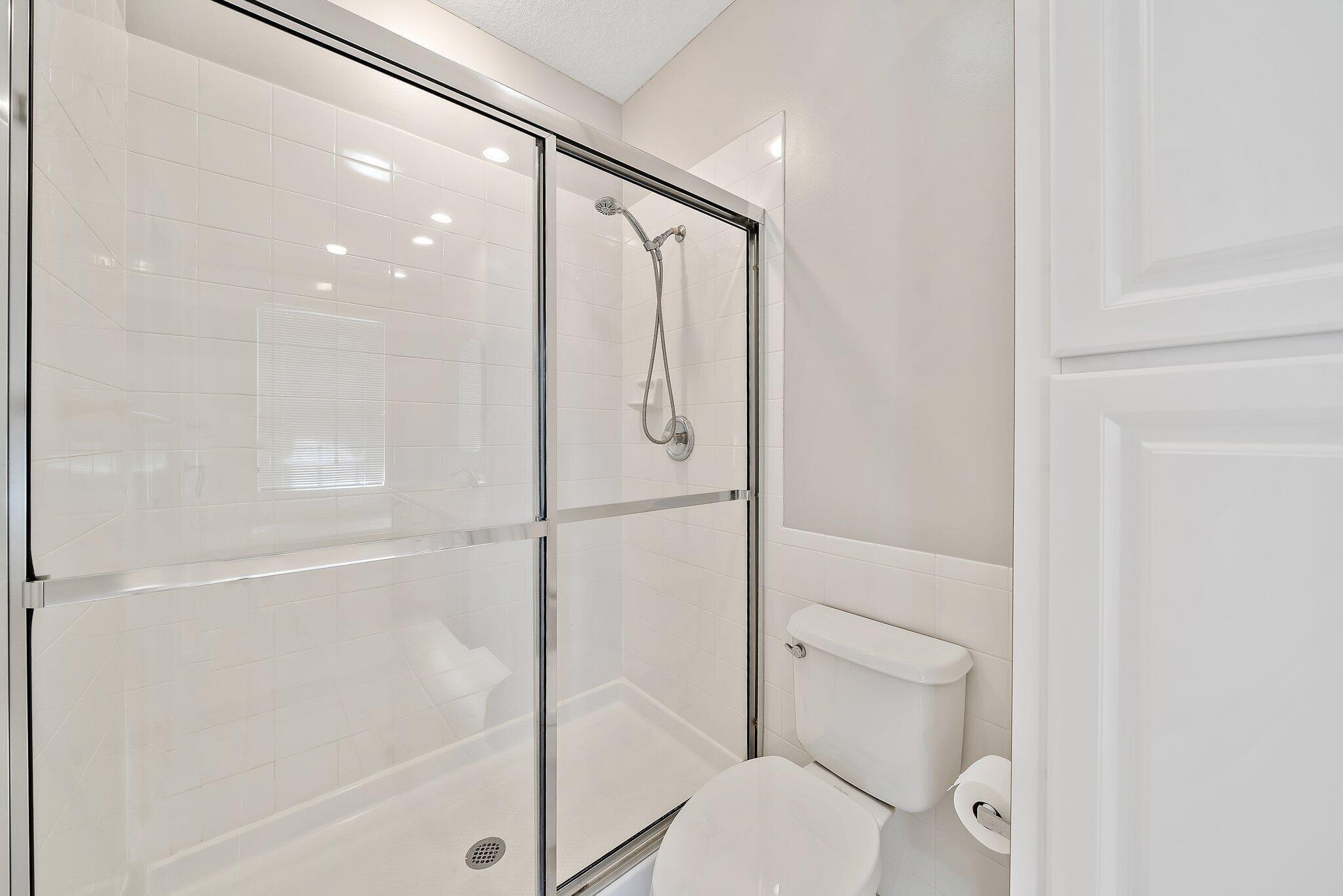 CHARLESTON COURT AT ABACO - Residential Lease