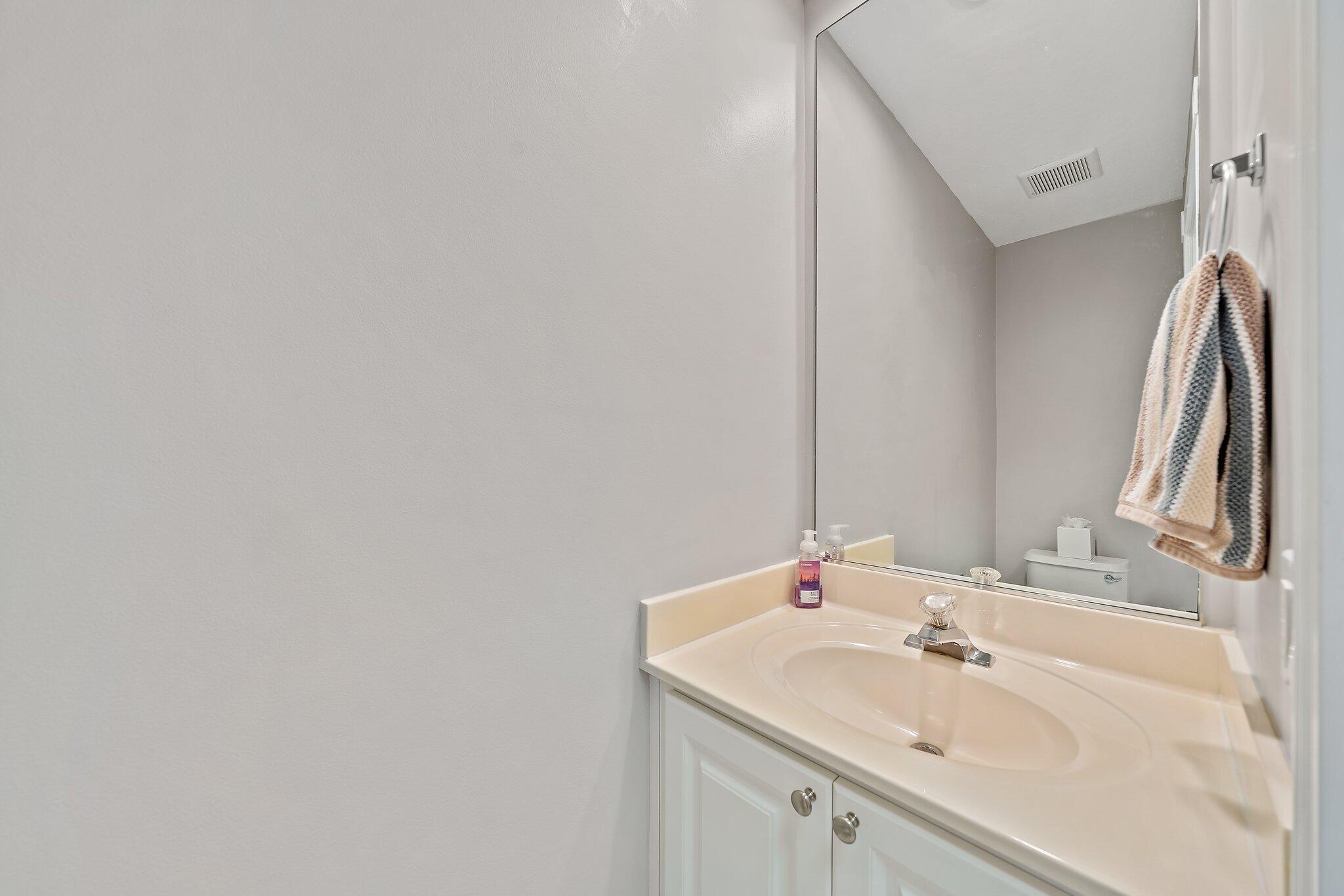 CHARLESTON COURT AT ABACO - Residential Lease