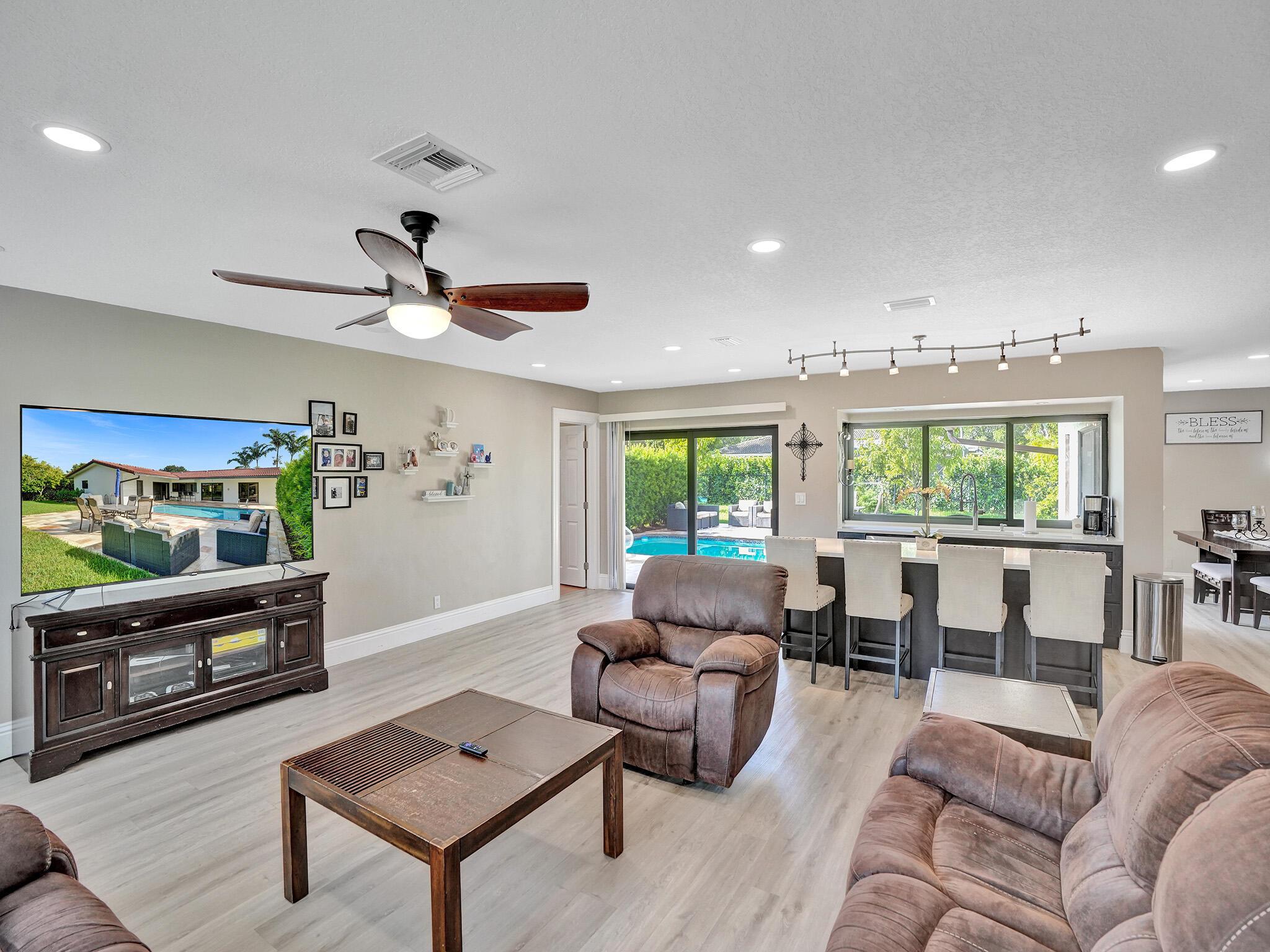 10344 NW 17th Street