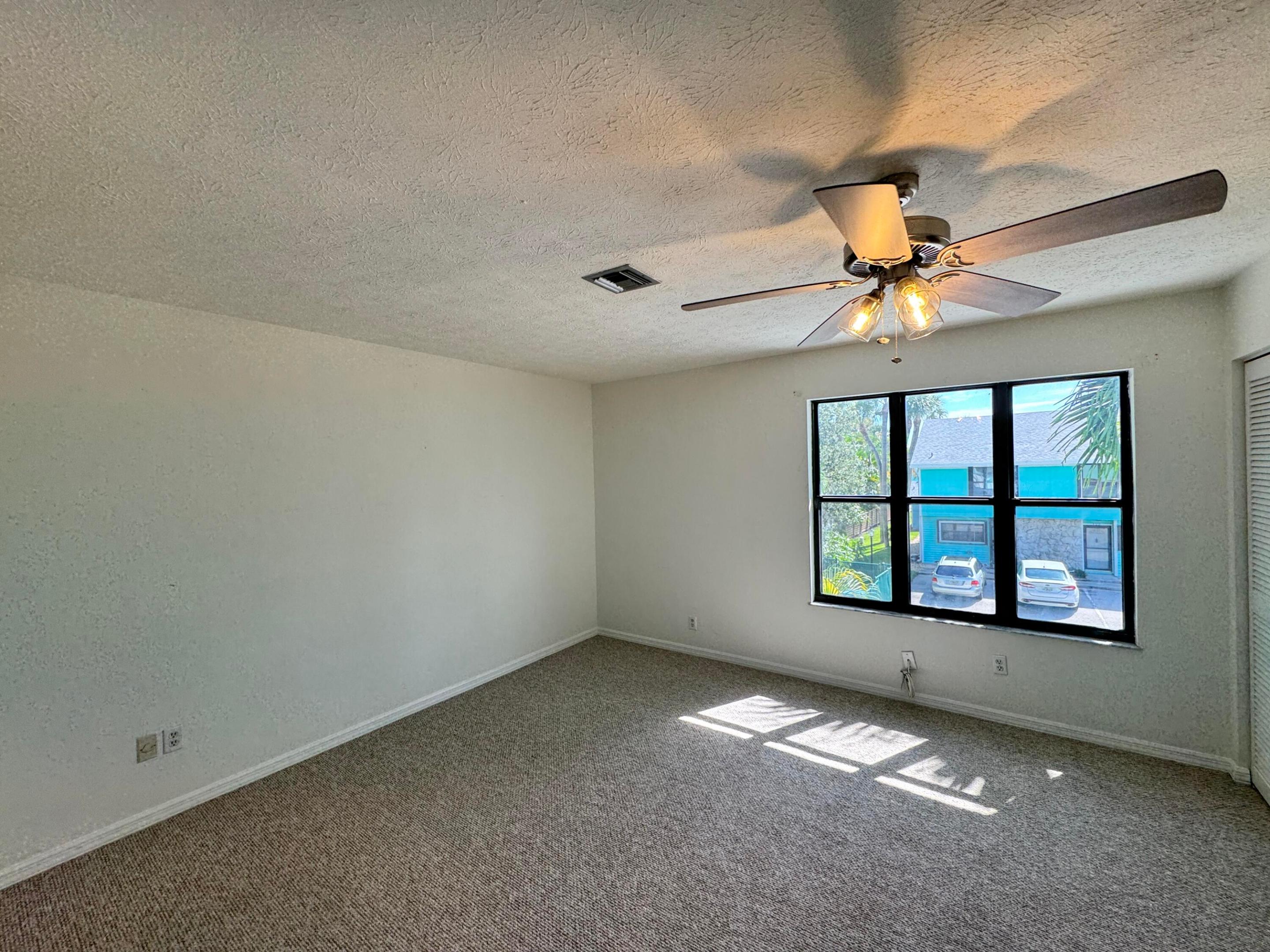 INDIAN RIVER LANDING - Residential