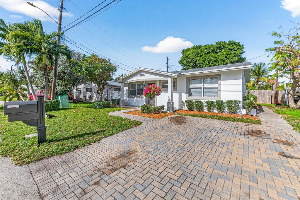 Photo of 1903 NW 45th Court, Tamarac, FL 33309 (MLS # R11147910)