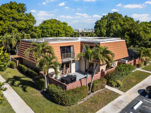 Tiny photo for 2889 SW 11th Place, Deerfield Beach, FL 33442 (MLS # R11162532)