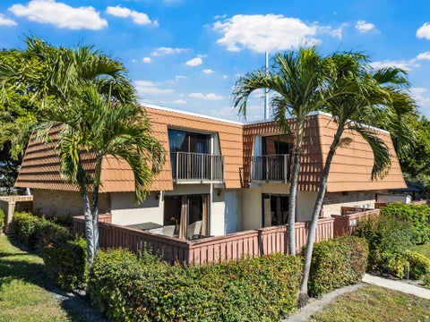 Tiny photo for 2889 SW 11th Place, Deerfield Beach, FL 33442 (MLS # R11162532)