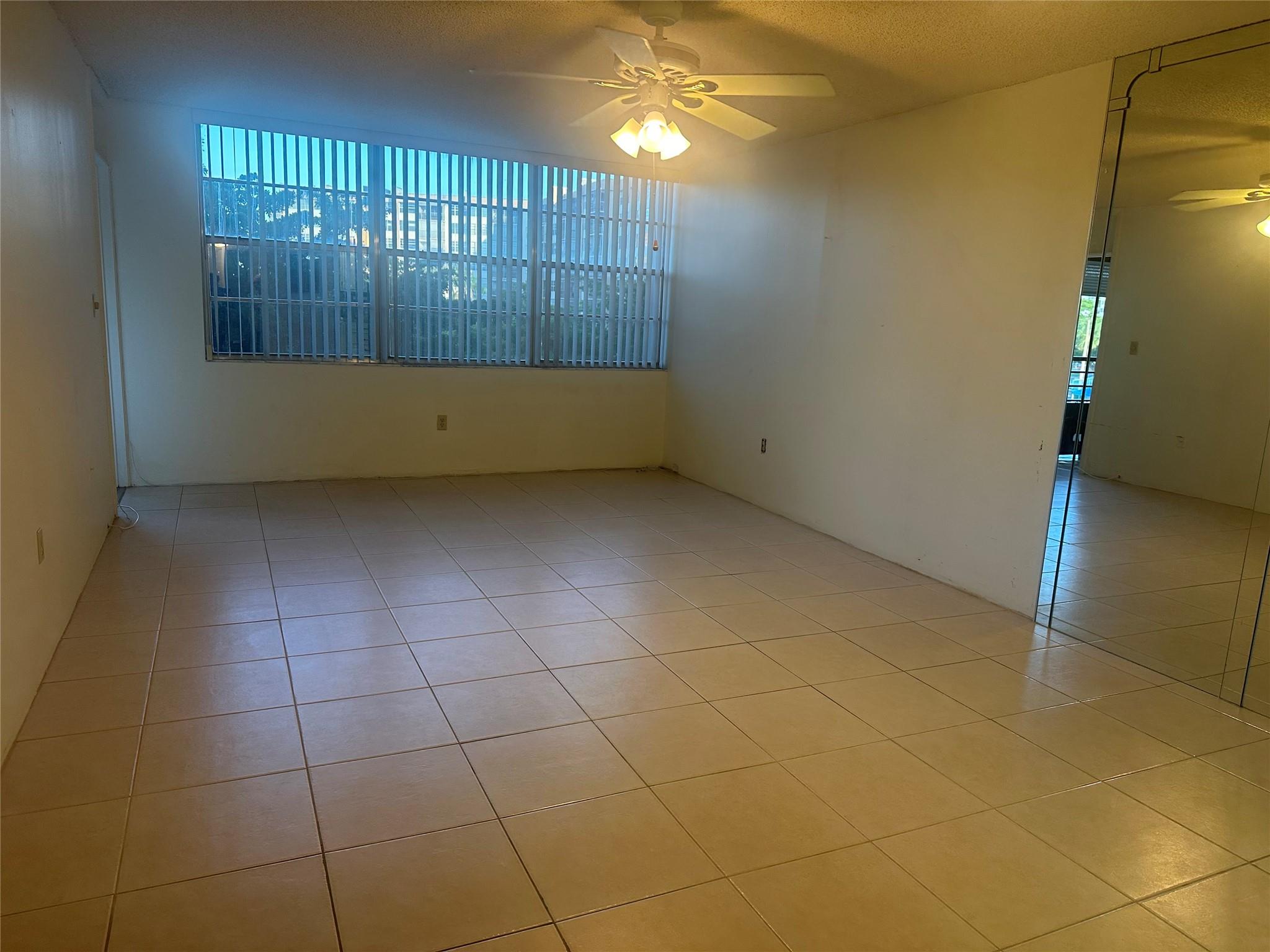 1100 Saint Charles Pl 313