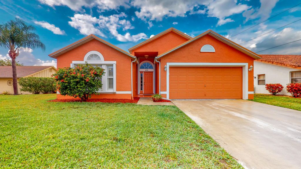 Photo of 1473 SE Griffin Terrace, Port Saint Lucie, FL 34952 (MLS # R10792846)