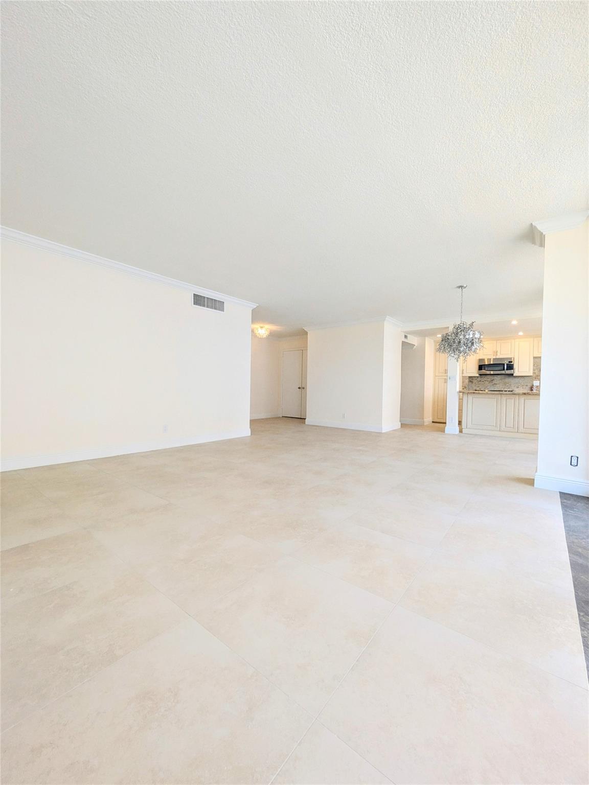 1180 S Ocean Blvd 10D