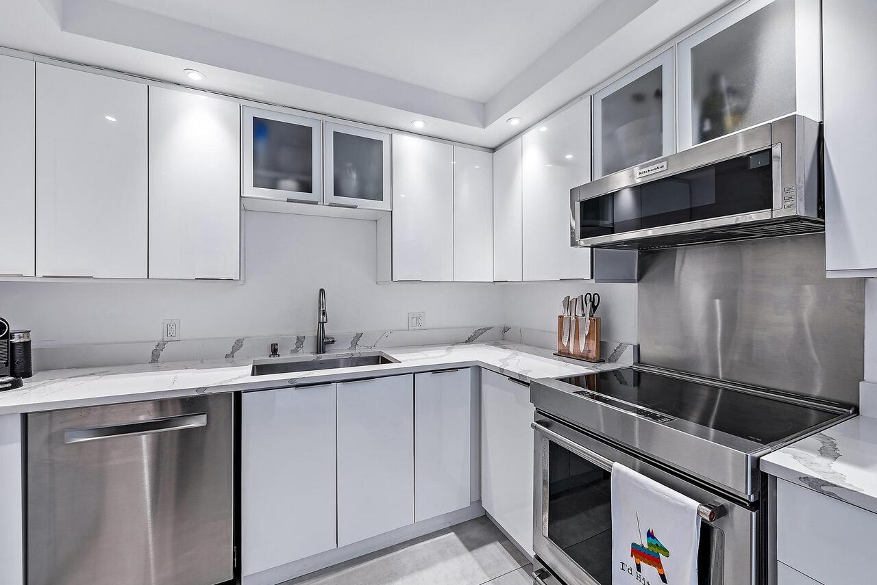 RAPALLO CONDO - Residential