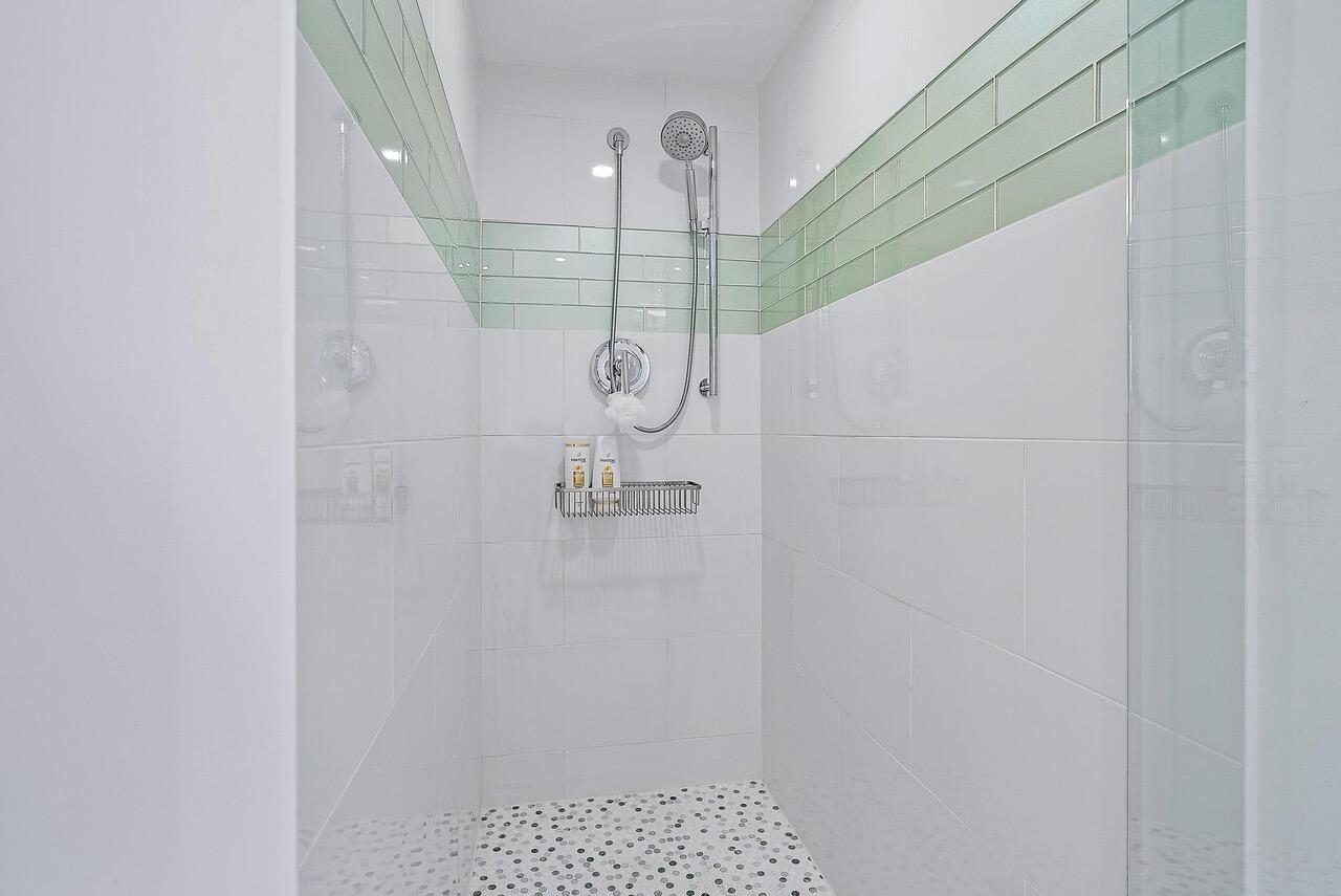 RAPALLO CONDO - Residential