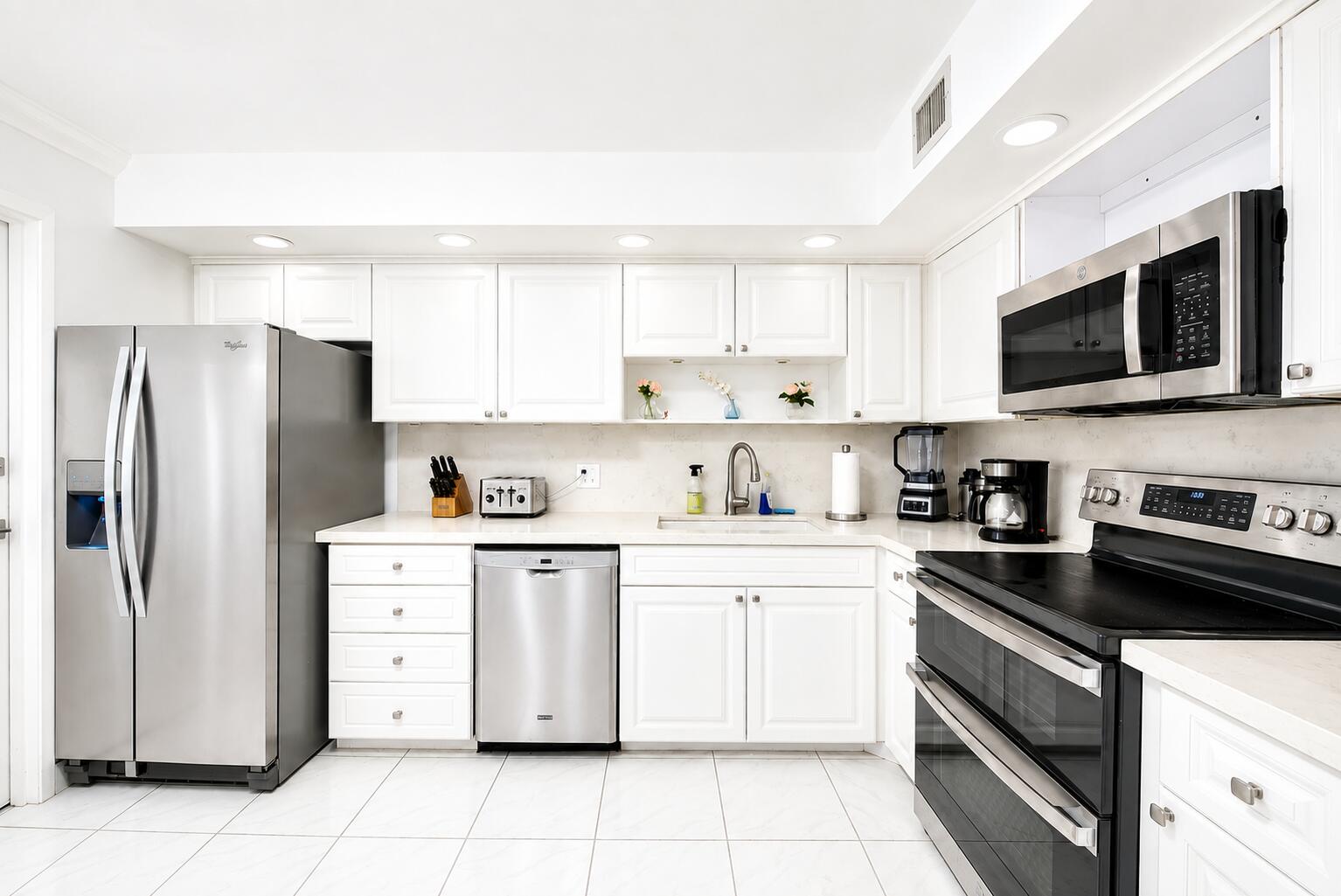1370 S Ocean Boulevard 1703