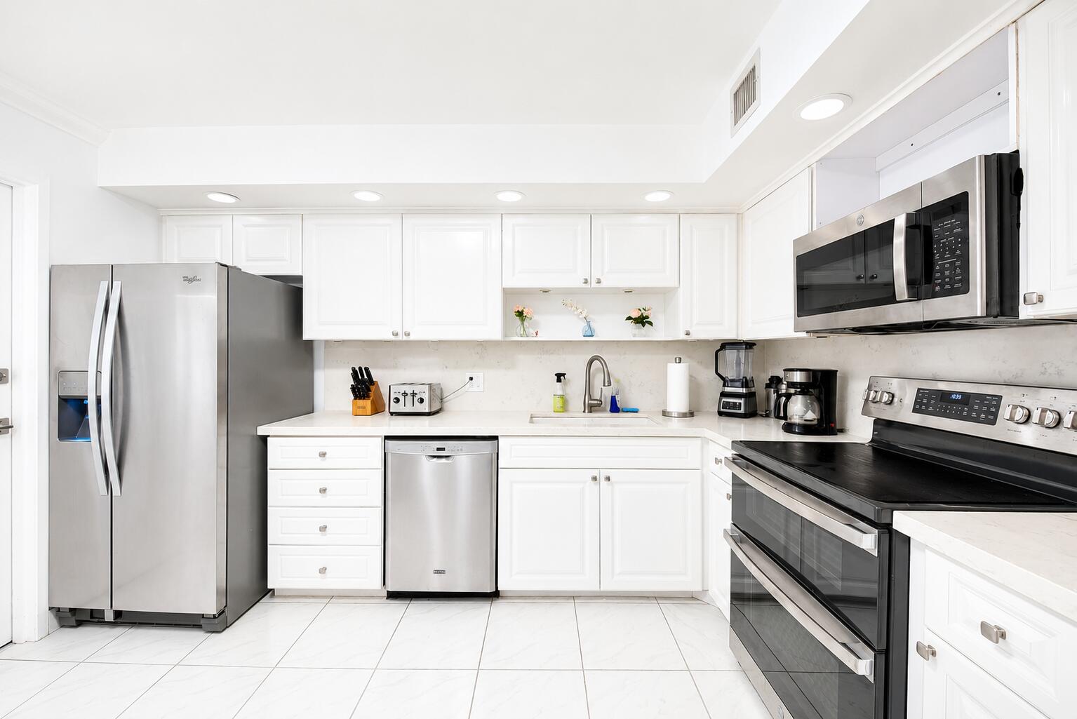 1370 S Ocean Boulevard 1703