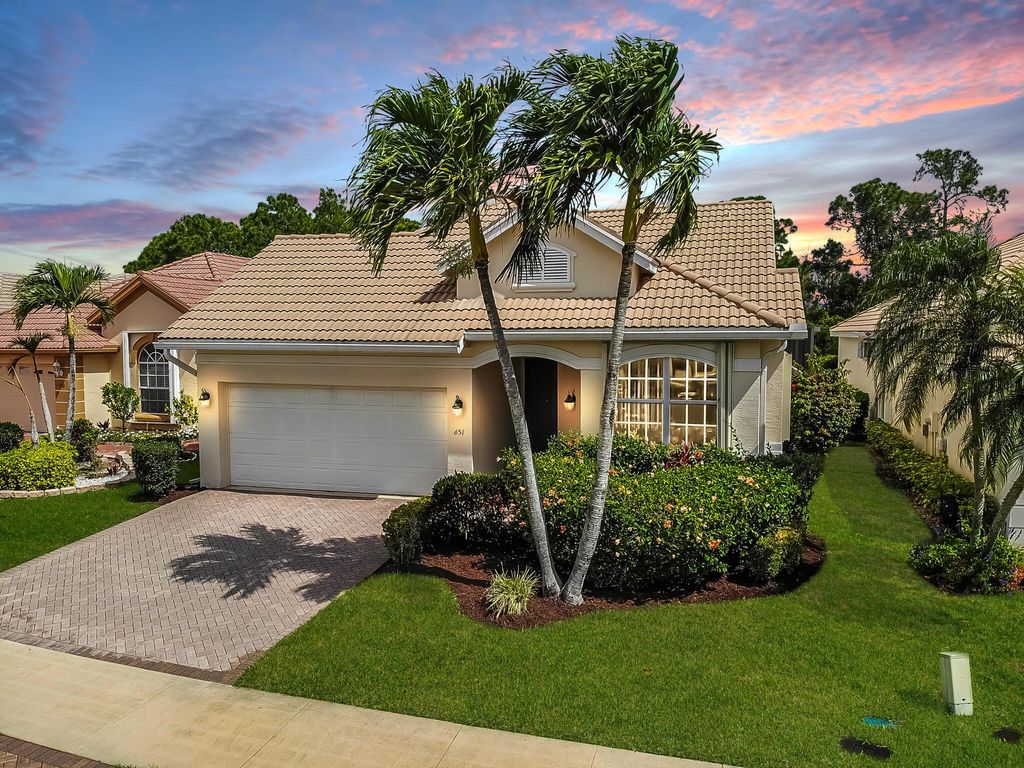 Photo of 651 SW Munjack Cove, Port Saint Lucie, FL 34986 (MLS # R11012693)