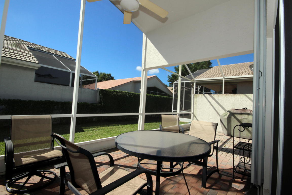 VALENCIA LAKES - Residential Lease