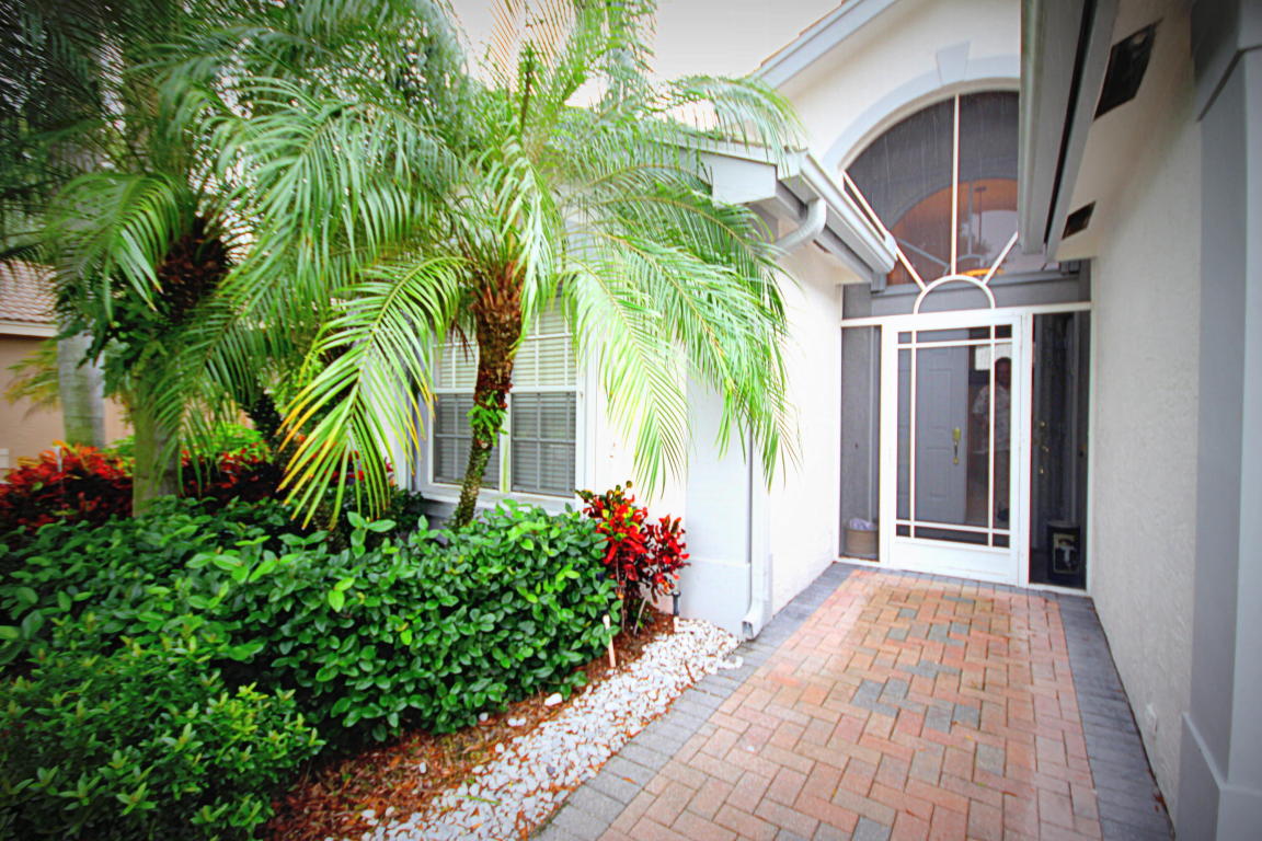 VALENCIA LAKES - Residential Lease