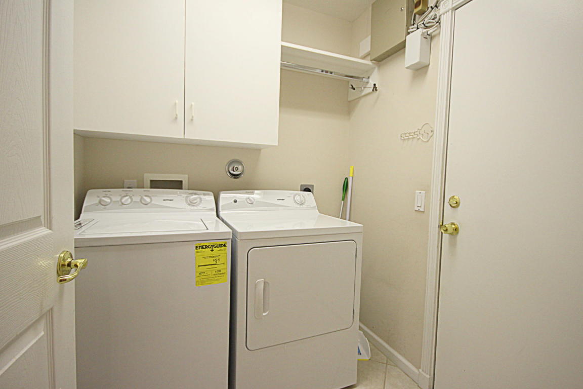 VALENCIA LAKES - Residential Lease