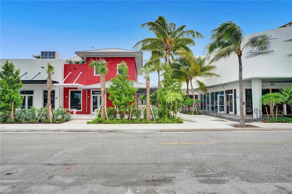 CYPRESS LAKE ESTATES - Residential