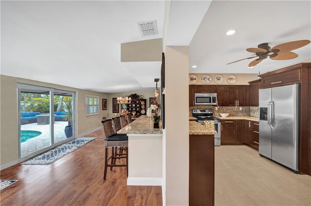 CYPRESS LAKE ESTATES - Residential