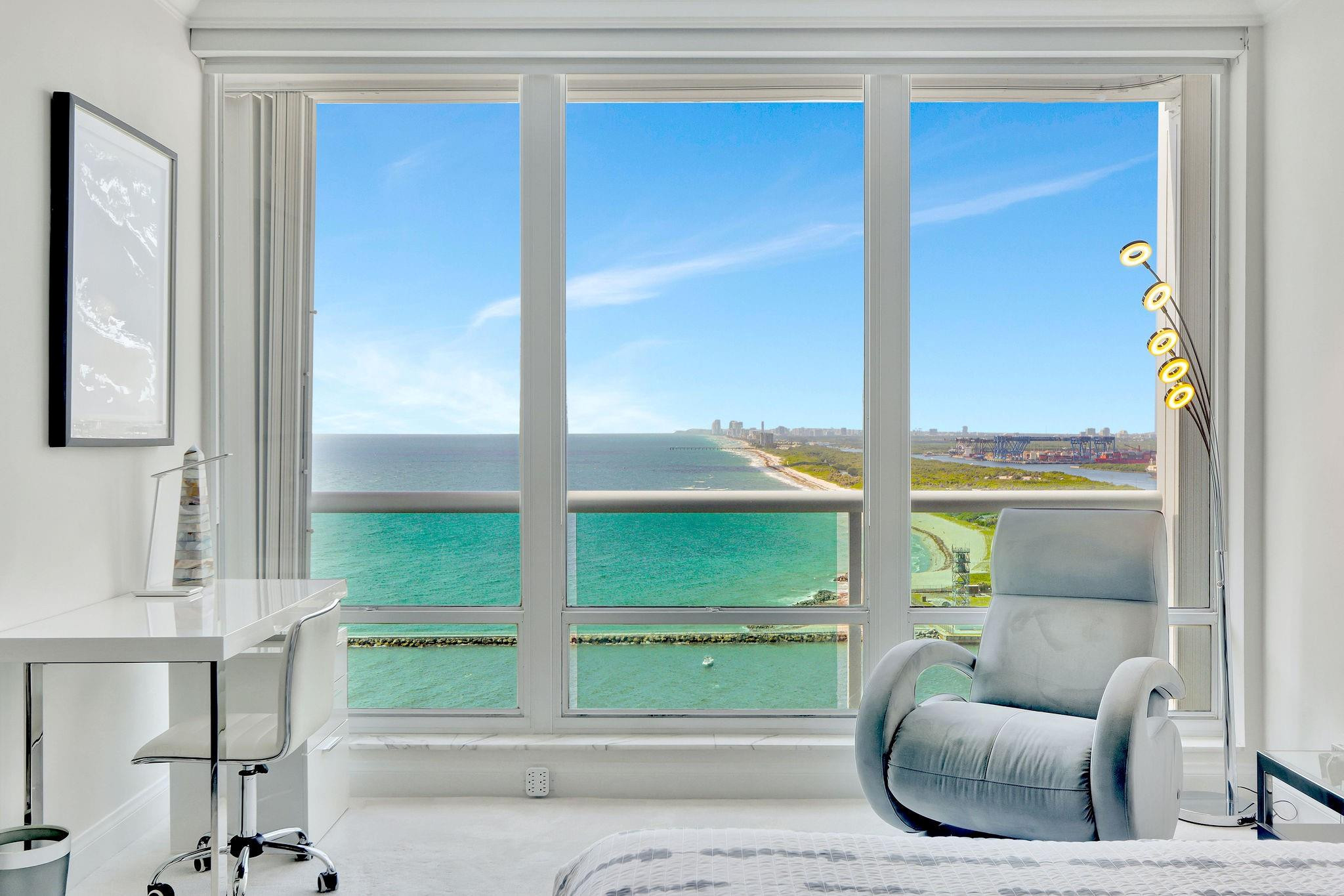 POINT OF AMERICAS - Residential